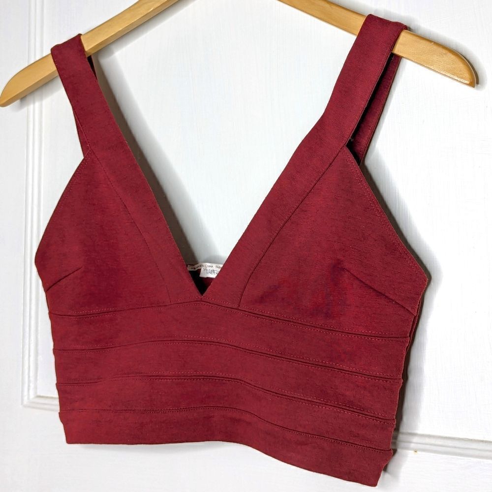 Down From Under by Urban Outfitters Burgundy Knit Sports Bra size M
